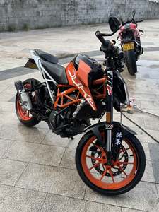 二手KTMR2R390 Duke