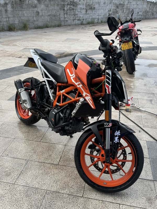 二手KTMR2R390 Duke
