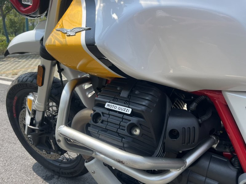 二手摩托古兹V85 TT