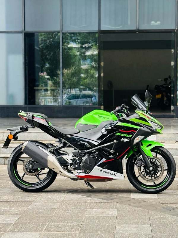 二手川崎Ninja 400
