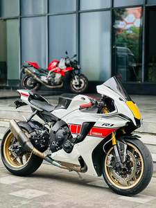 二手雅马哈YZF-R1