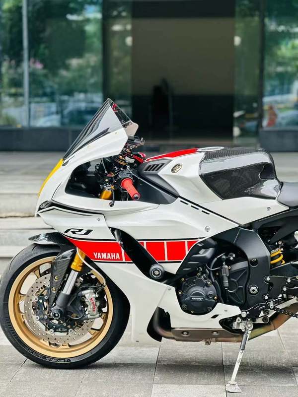 二手雅马哈YZF-R1
