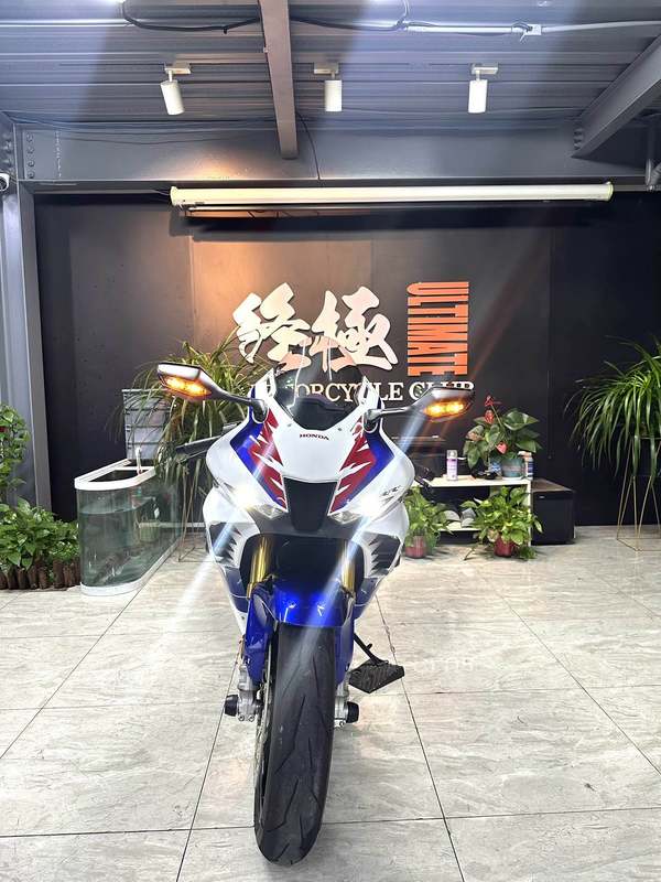 二手本田CBR 1000 RR