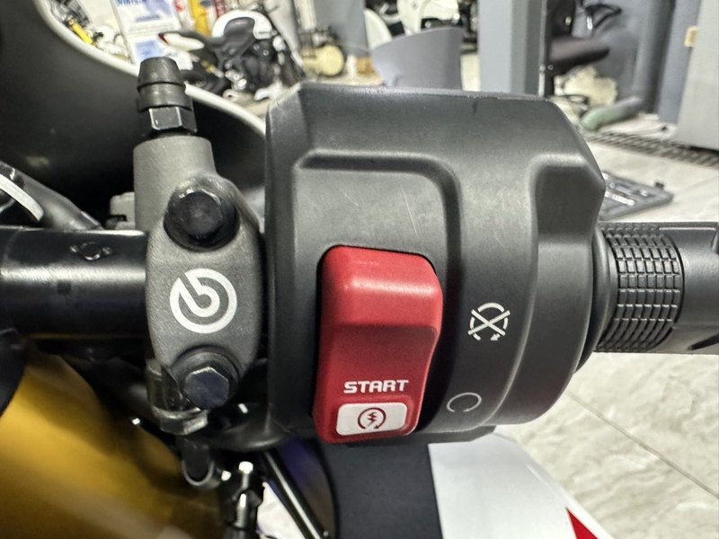 二手本田CBR 1000 RR