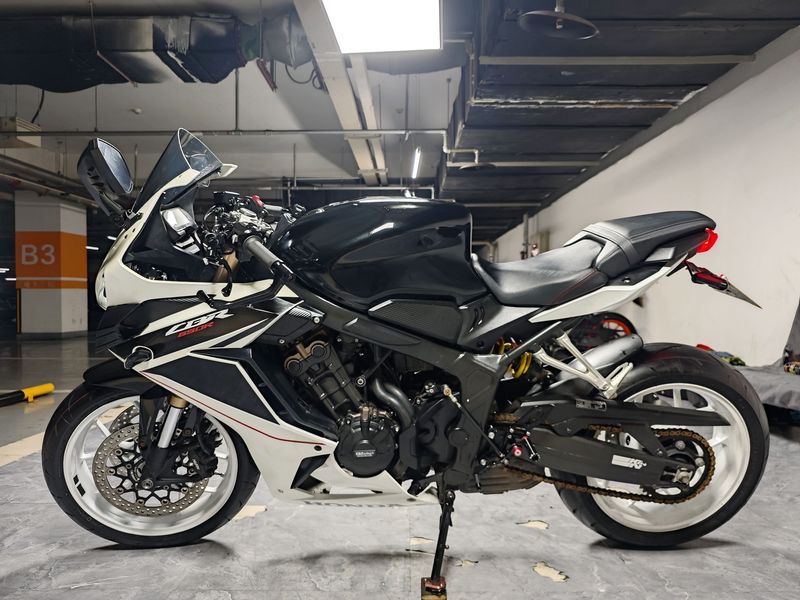 二手本田CBR650R