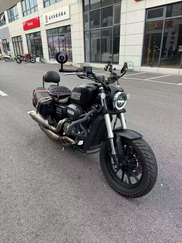 二手QJMOTOR闪300