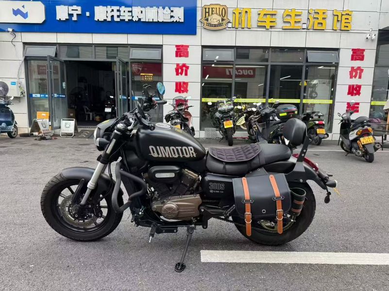 二手QJMOTOR闪300