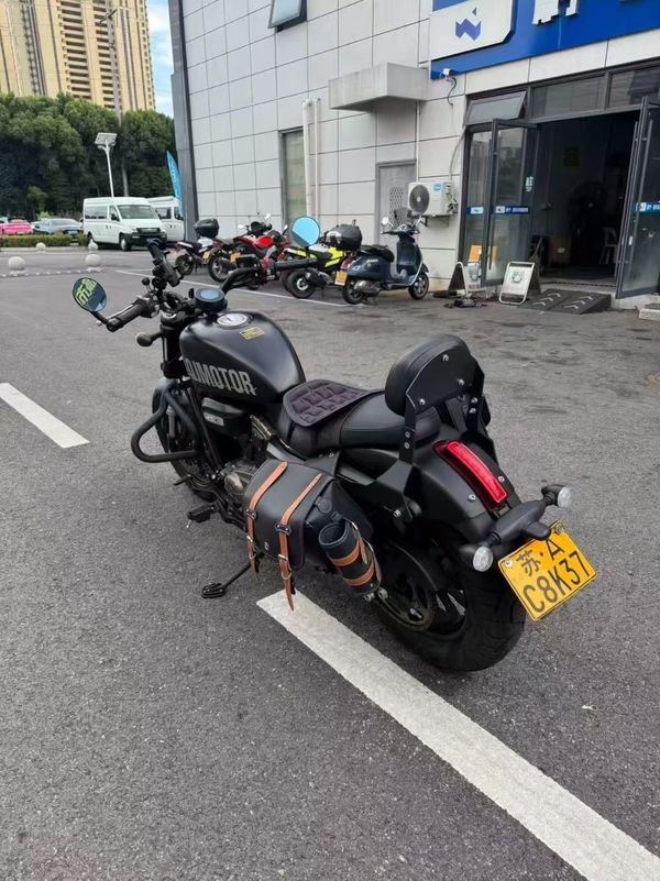 二手QJMOTOR闪300