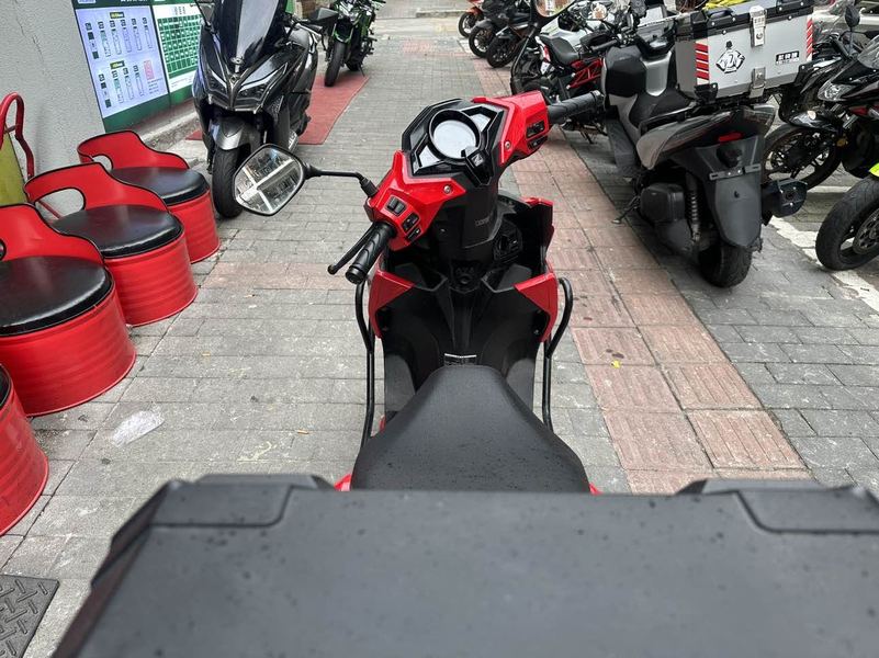 二手新大洲本田裂行 RX125Fi