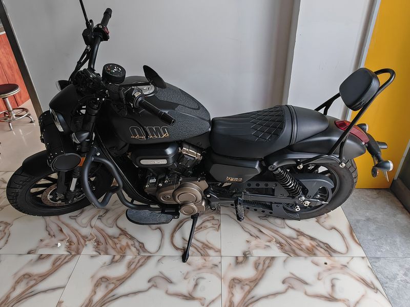二手QJMOTOR闪300