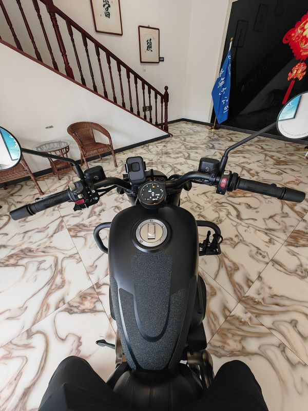 二手QJMOTOR闪300