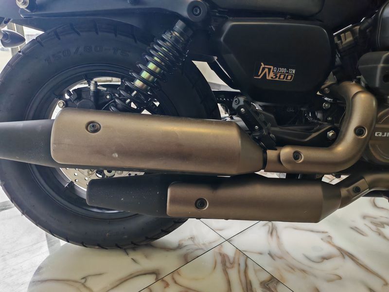 二手QJMOTOR闪300