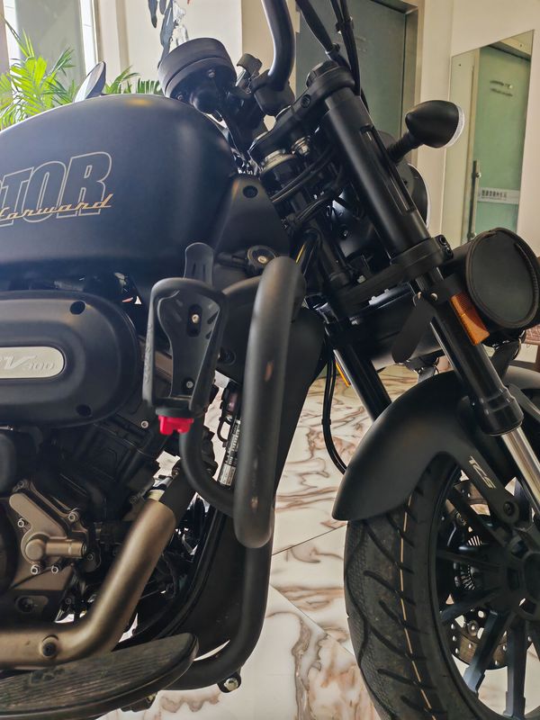 二手QJMOTOR闪300