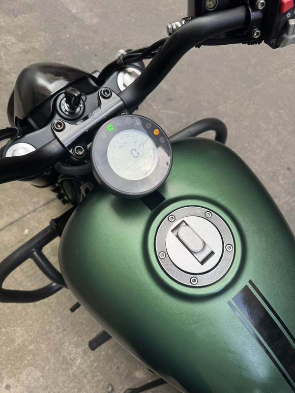 二手QJMOTOR闪300