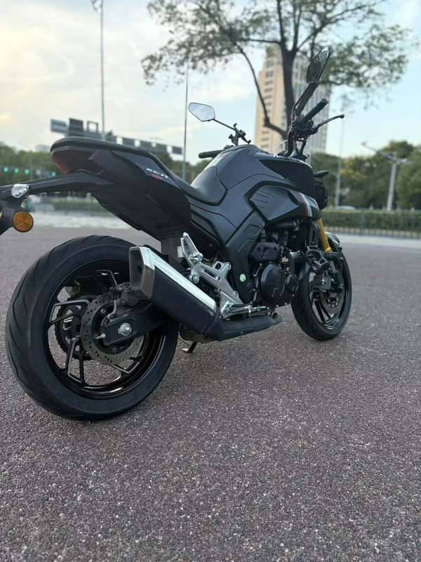 二手豪爵XCR300