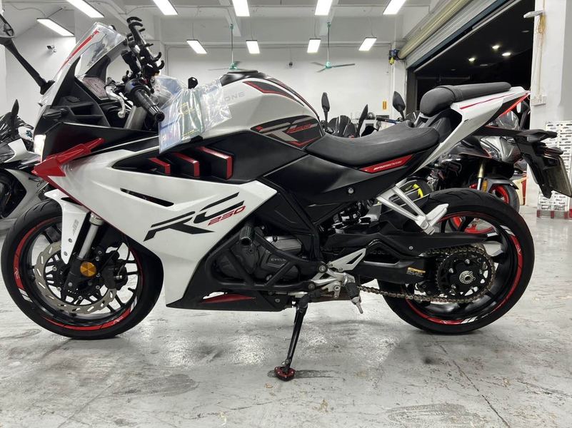 二手赛科龙RC250