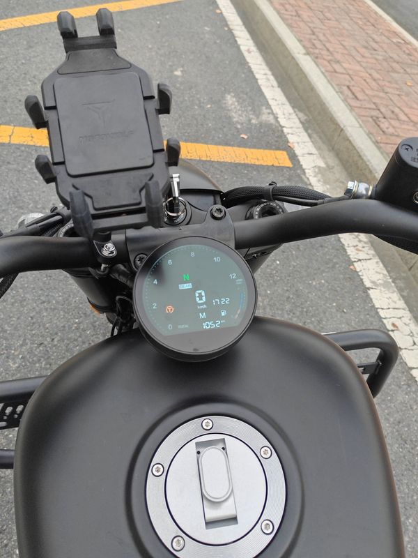二手QJMOTOR闪300