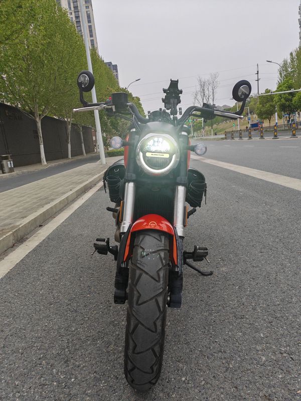 二手QJMOTOR闪300