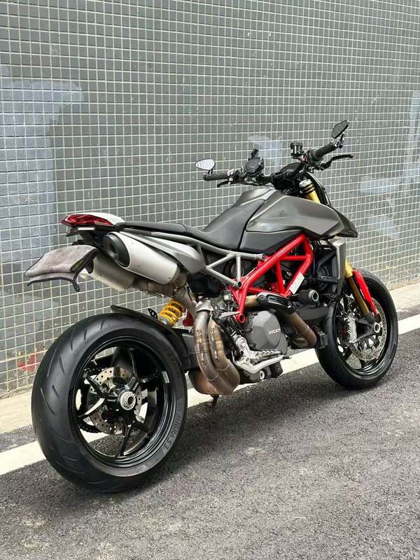 二手杜卡迪Hypermotard 950