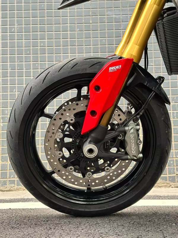 二手杜卡迪Hypermotard 950