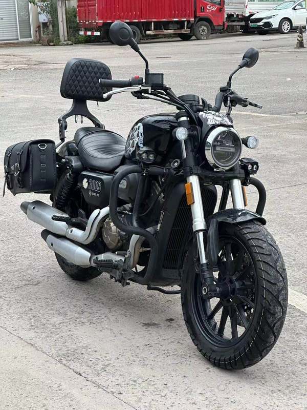 二手QJMOTOR闪300