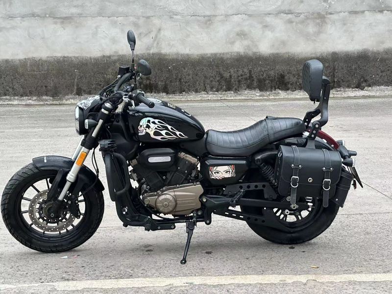 二手QJMOTOR闪300