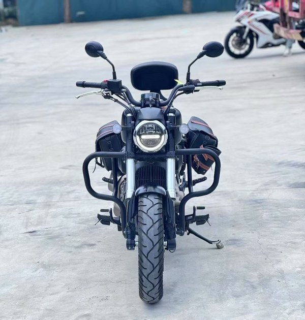 二手QJMOTOR闪300