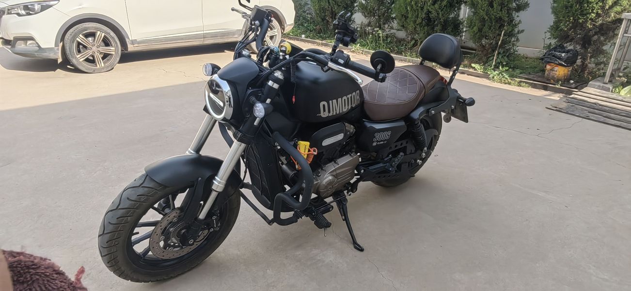 二手QJMOTOR闪300