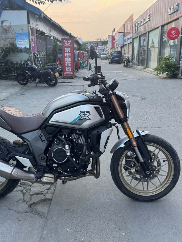 二手春风700CL-X