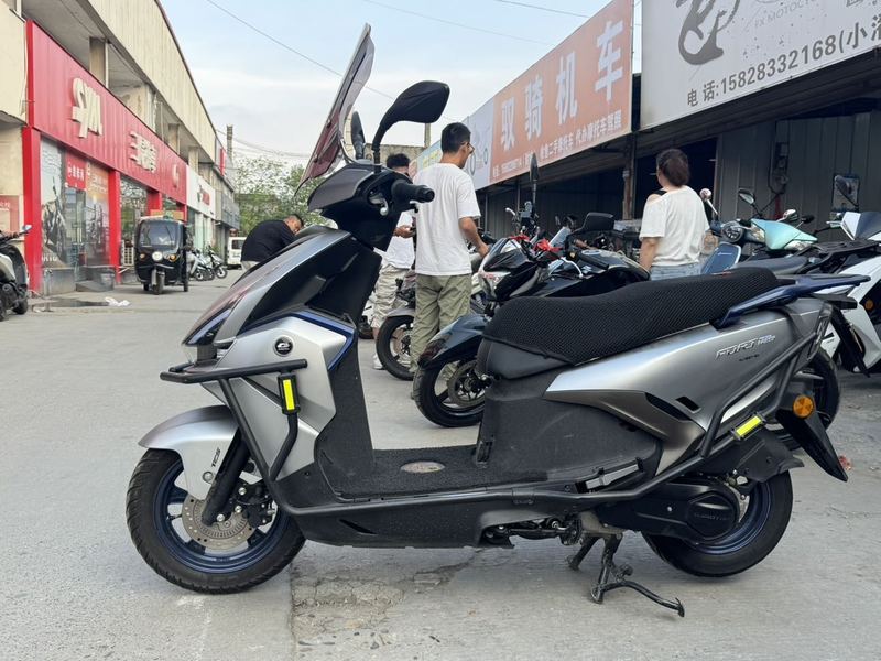 二手QJMOTOR鸿125