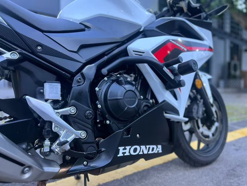 二手本田CBR400R