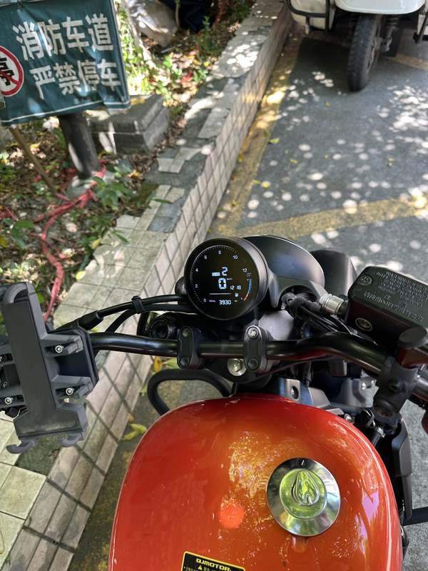 二手QJMOTOR闪250