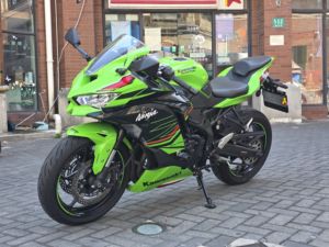 二手川崎ZX-4R
