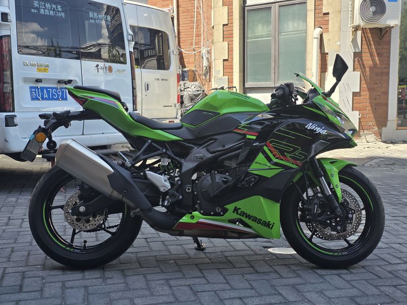 二手川崎ZX-4R