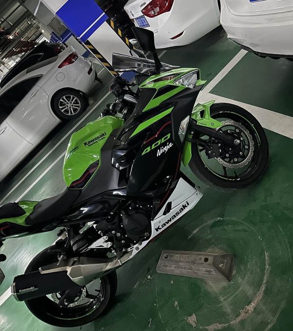 二手川崎Ninja 400