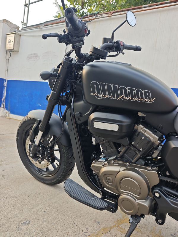 二手QJMOTOR闪300