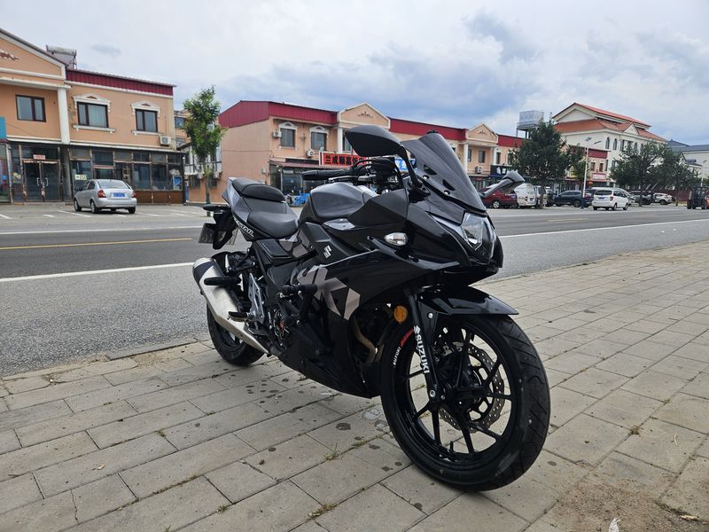 二手豪爵铃木GSX250R
