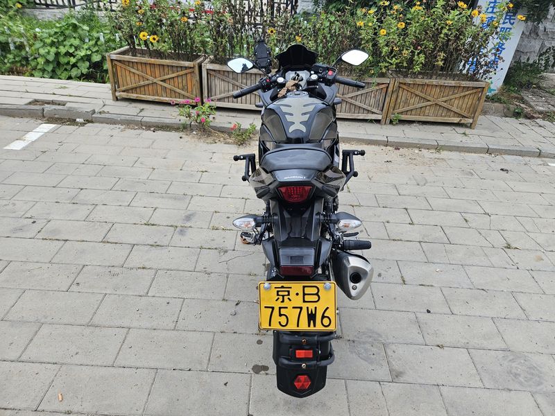 二手豪爵铃木GSX250R