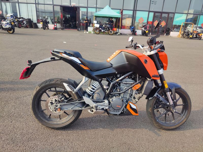 二手KTMR2R200 Duke