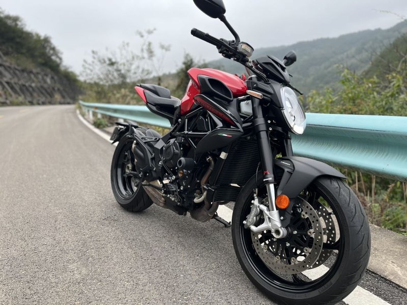 二手奥古斯塔Brutale 800