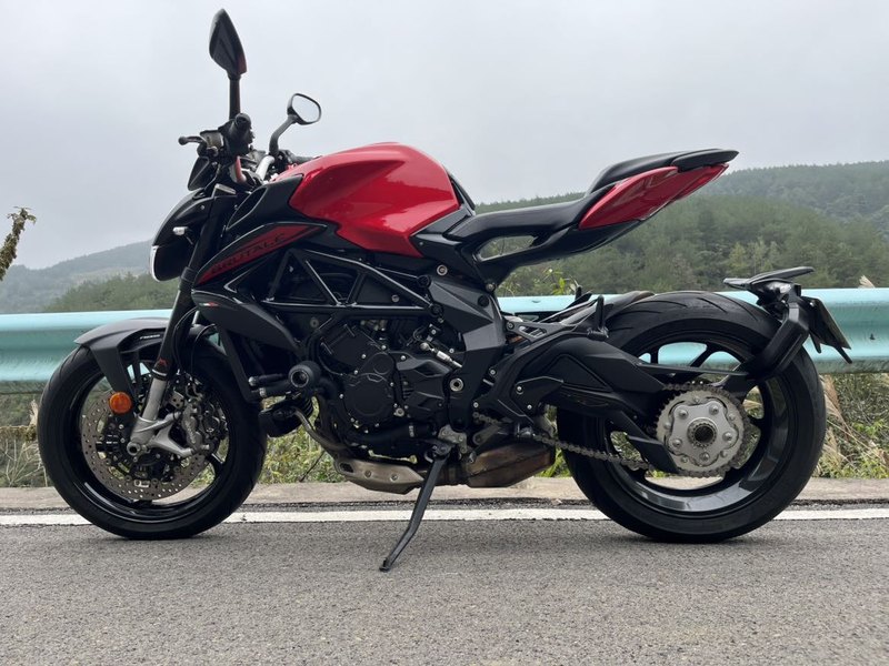 二手奥古斯塔Brutale 800