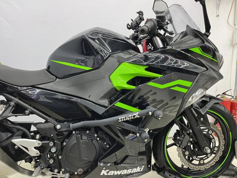 二手川崎Ninja 400