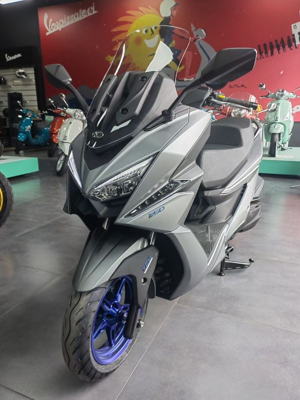 二手光阳赛艇 ST250