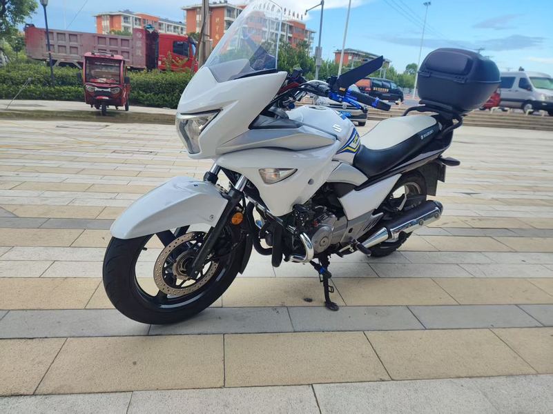 二手豪爵铃木骊驰 GW 250F