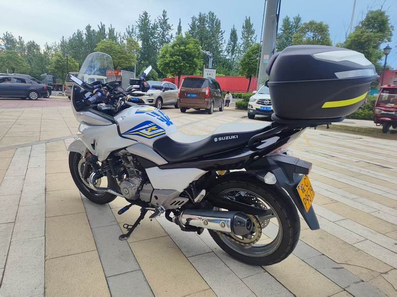 二手豪爵铃木骊驰 GW 250F