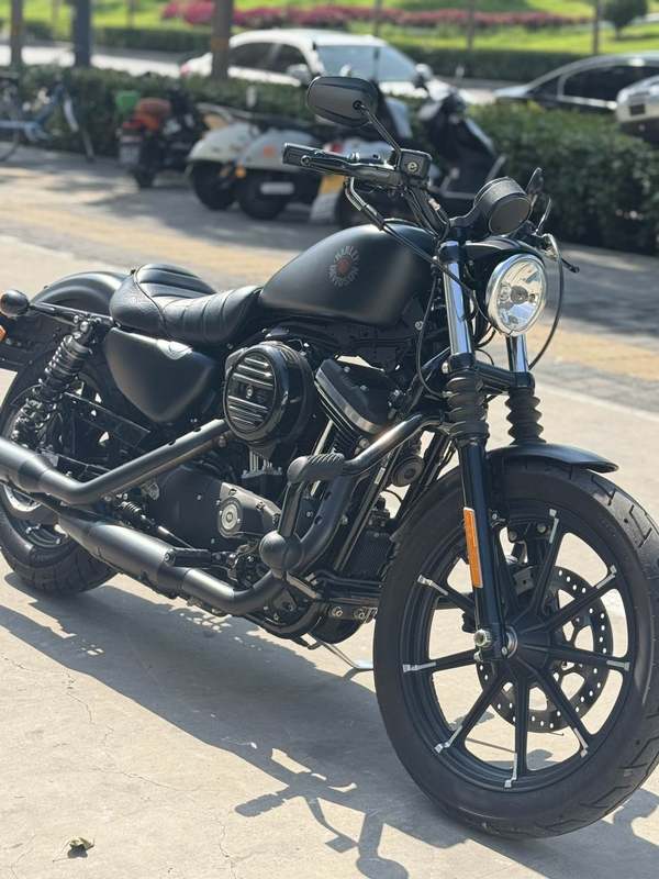 二手哈雷戴维森Iron883 硬汉