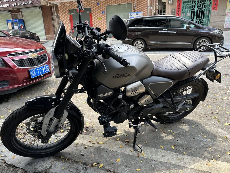 二手五羊本田鸷道 CB190SS