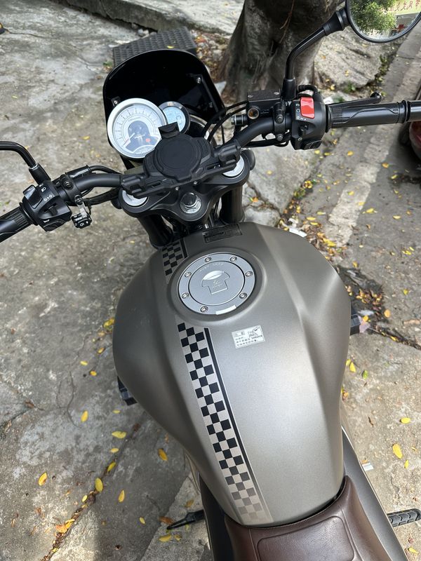 二手五羊本田鸷道 CB190SS