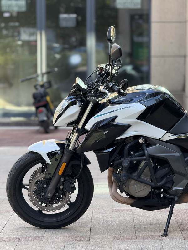 二手春风650NK