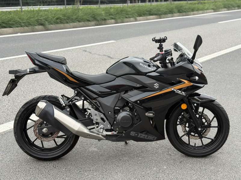 二手豪爵铃木GSX250R